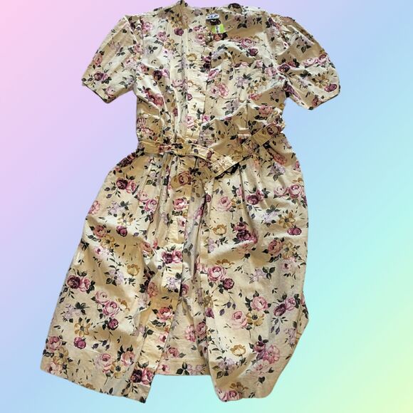 FLORAL VINTAGE DRESS WITH BELT - Picture 1 of 6